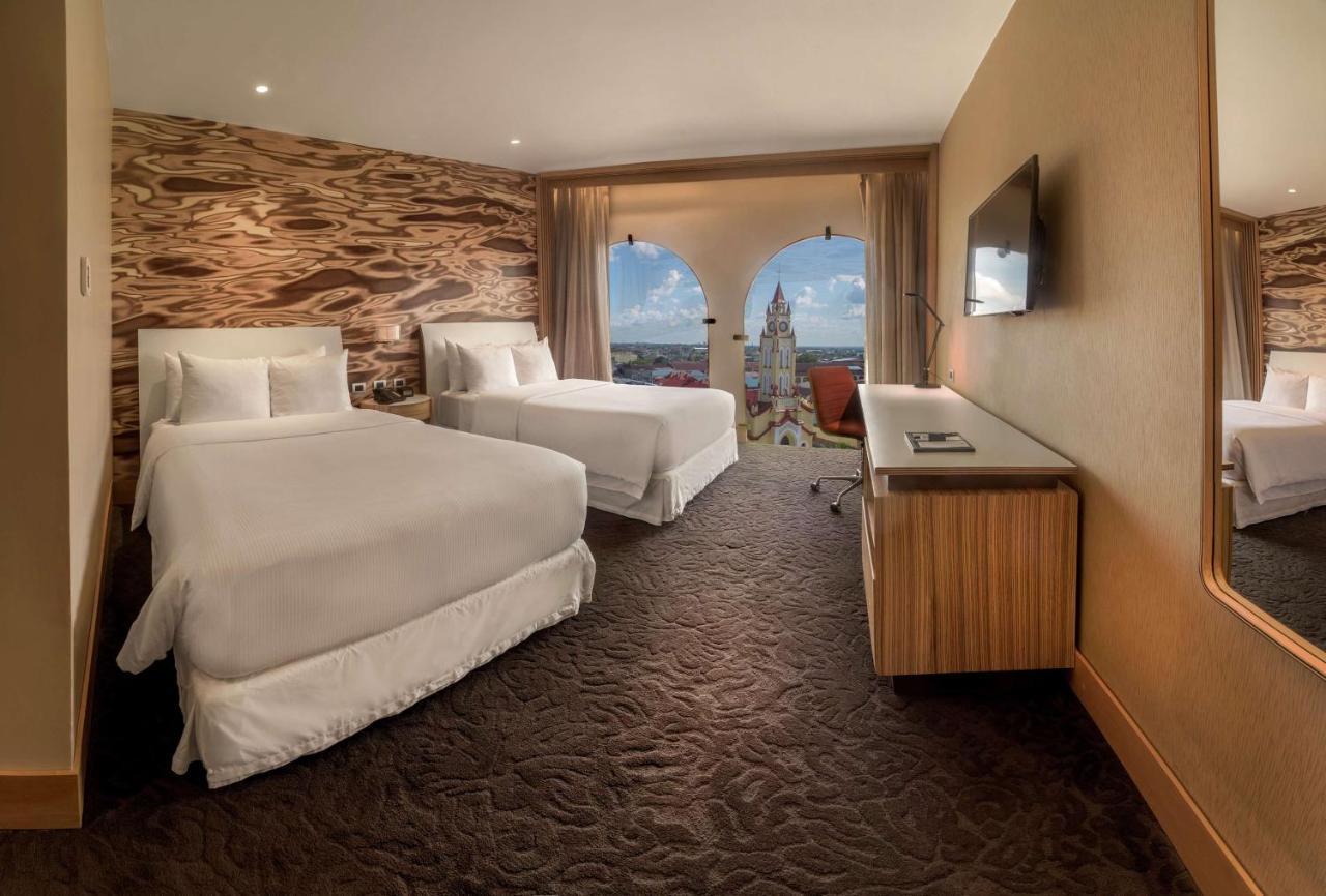 ดับเบิลทรี บาย ฮิลตัน อิกีโตส Hotel อีกีโตส ภายนอก รูปภาพ