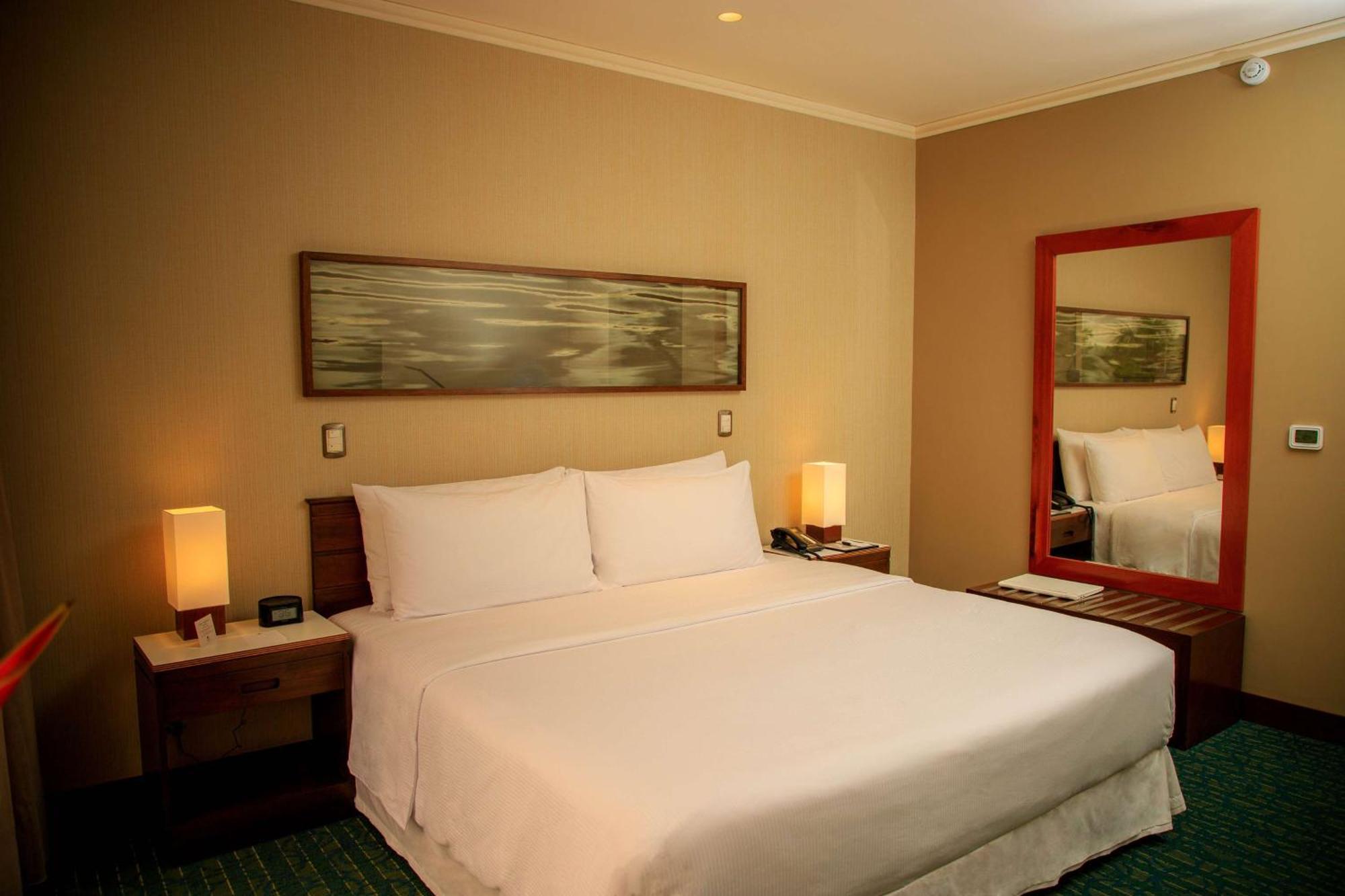 ดับเบิลทรี บาย ฮิลตัน อิกีโตส Hotel อีกีโตส ภายนอก รูปภาพ