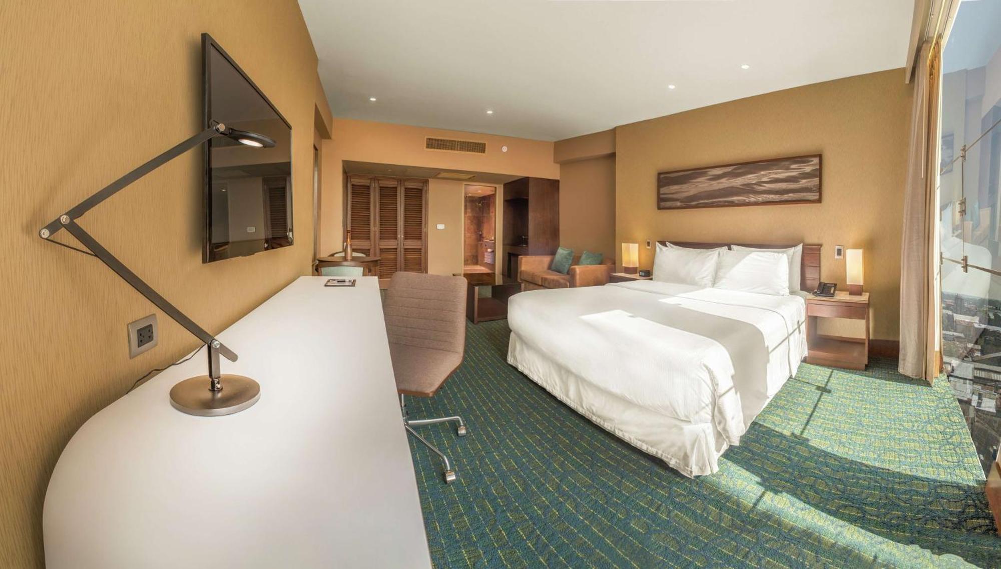 ดับเบิลทรี บาย ฮิลตัน อิกีโตส Hotel อีกีโตส ภายนอก รูปภาพ