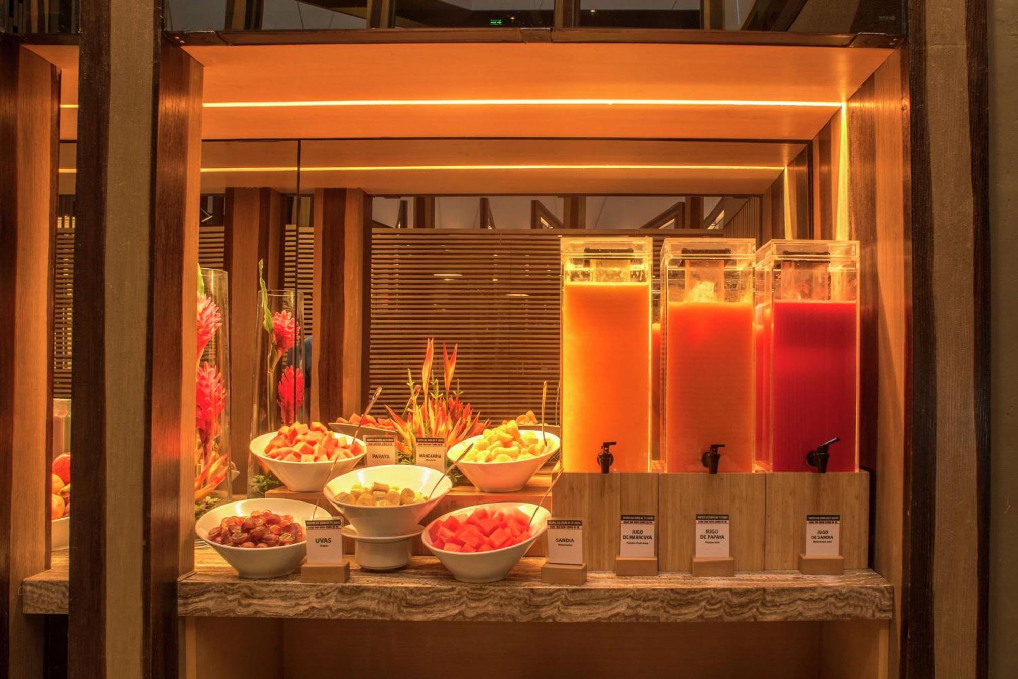 ดับเบิลทรี บาย ฮิลตัน อิกีโตส Hotel อีกีโตส ภายนอก รูปภาพ